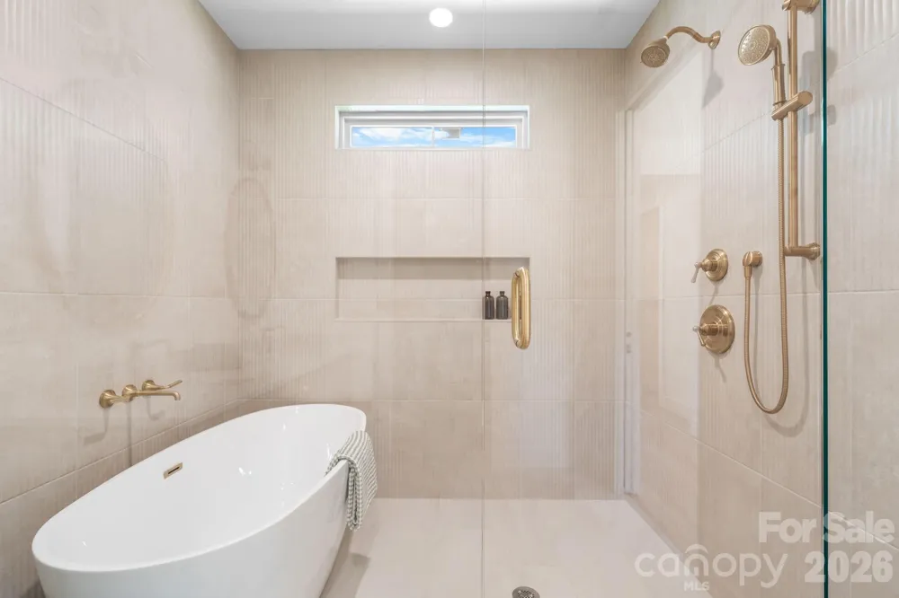 2670 Charleston Court Claremont, NC 28610