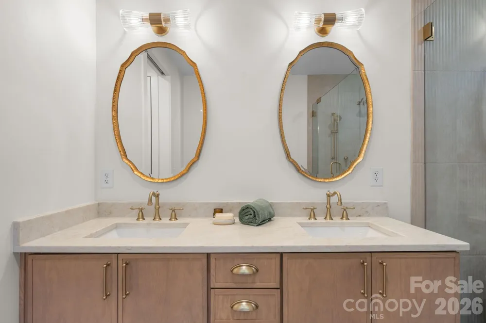 2670 Charleston Court Claremont, NC 28610