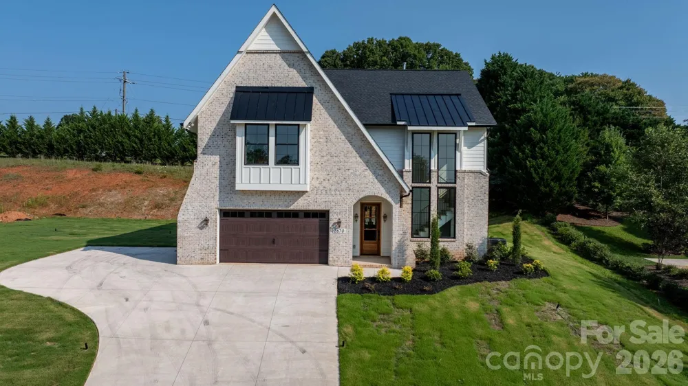 2670 Charleston Court Claremont, NC 28610