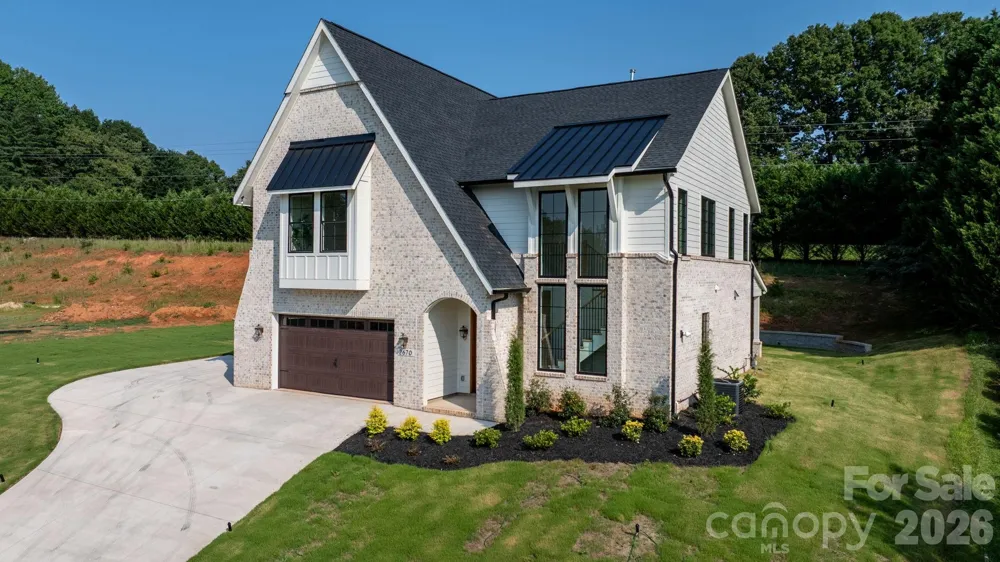 2670 Charleston Court Claremont, NC 28610