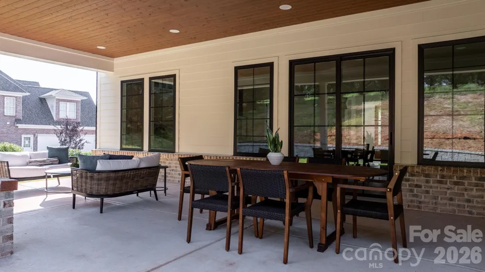 2670 Charleston Court Claremont, NC 28610