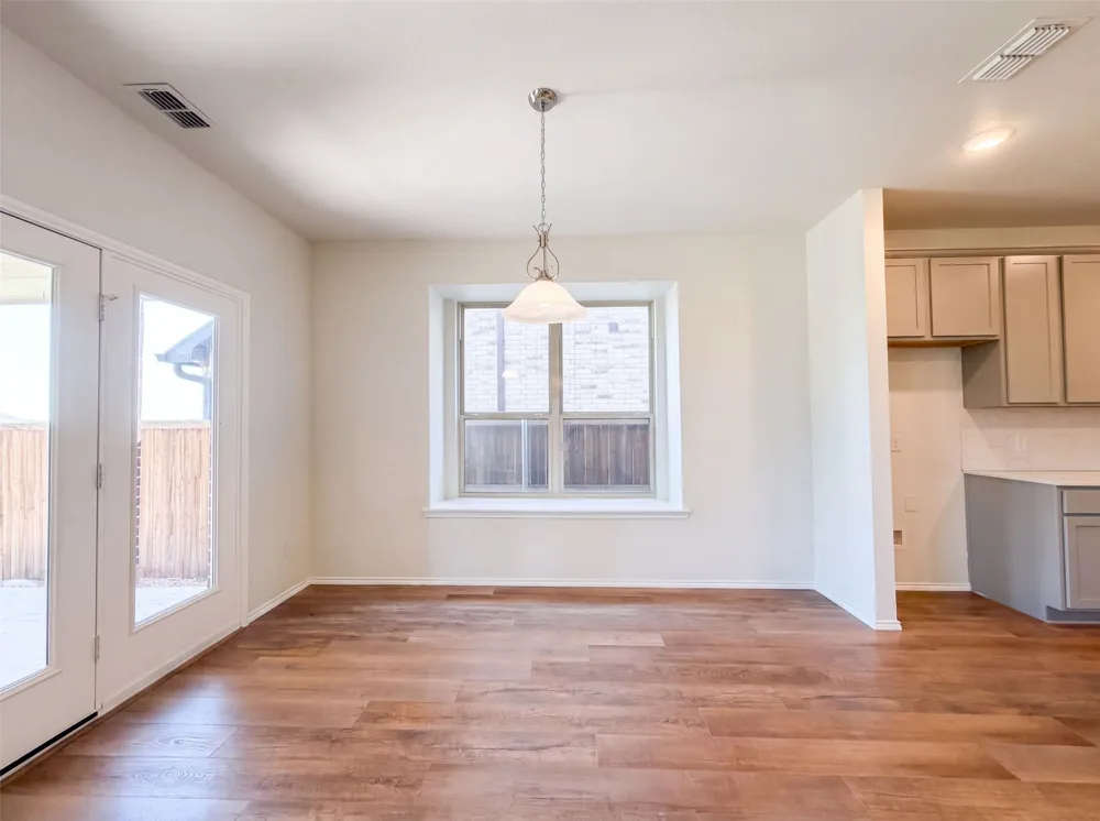 5904 Saddle Pack Drive Fort Worth, TX 76123