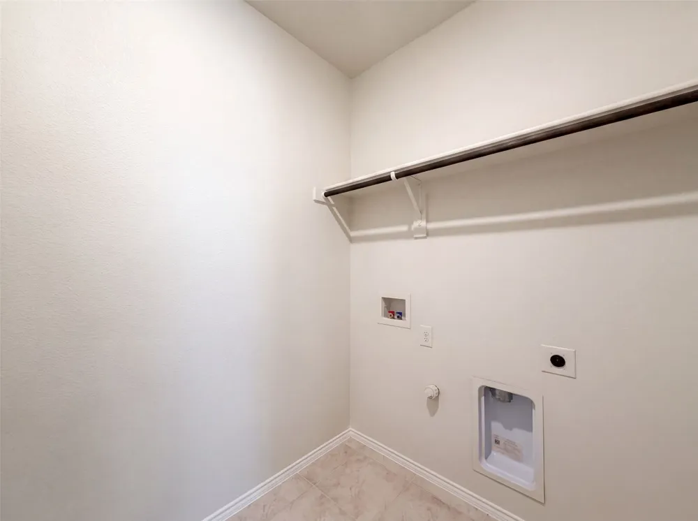 5904 Saddle Pack Drive Fort Worth, TX 76123