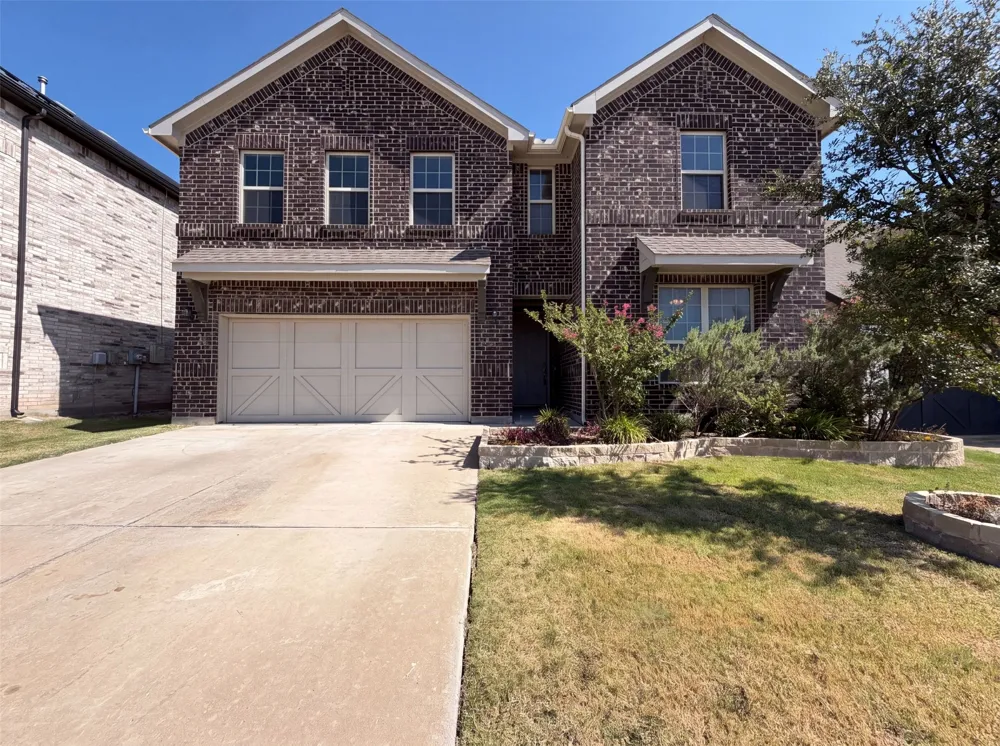 5904 Saddle Pack Drive Fort Worth, TX 76123