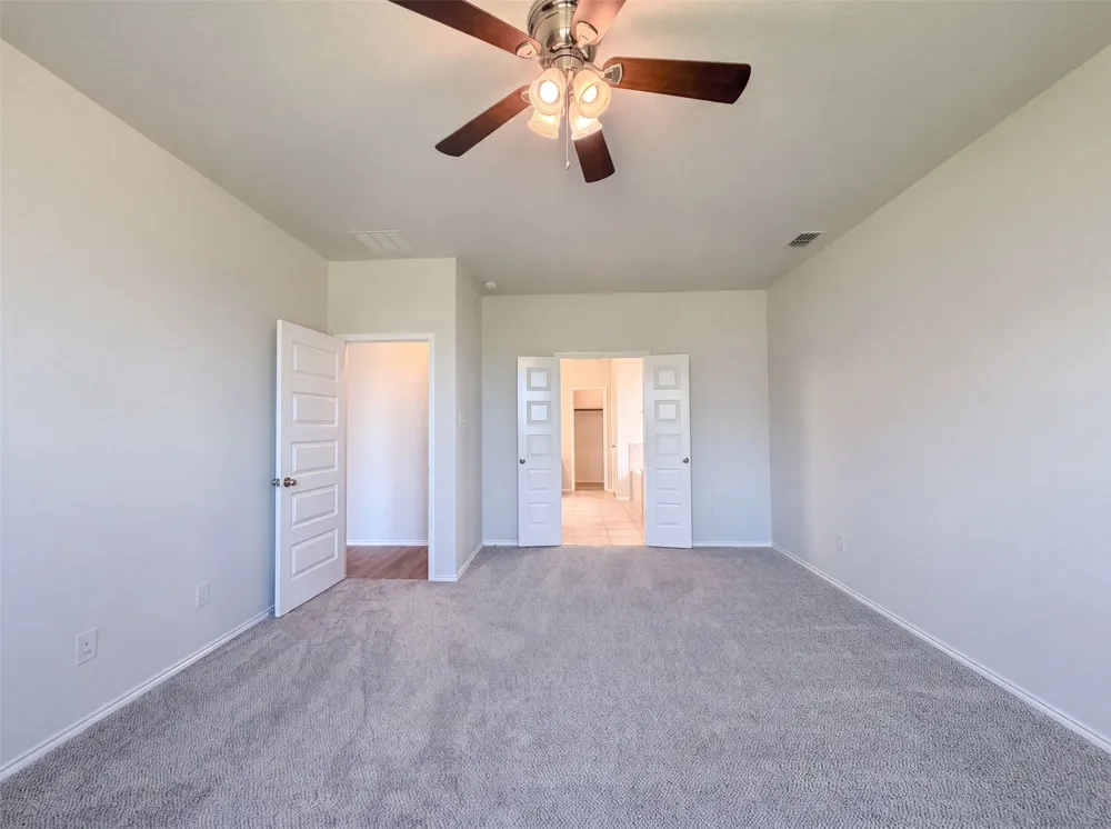 5904 Saddle Pack Drive Fort Worth, TX 76123