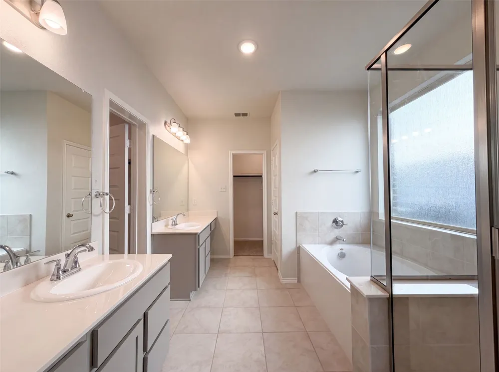 5904 Saddle Pack Drive Fort Worth, TX 76123