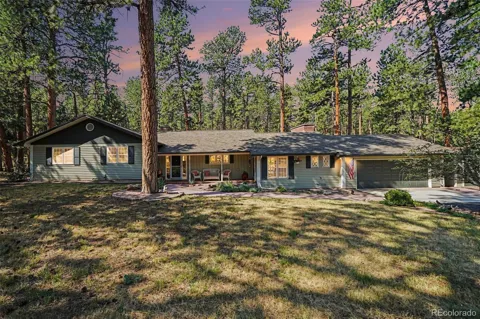 4976 Red Rock Drive