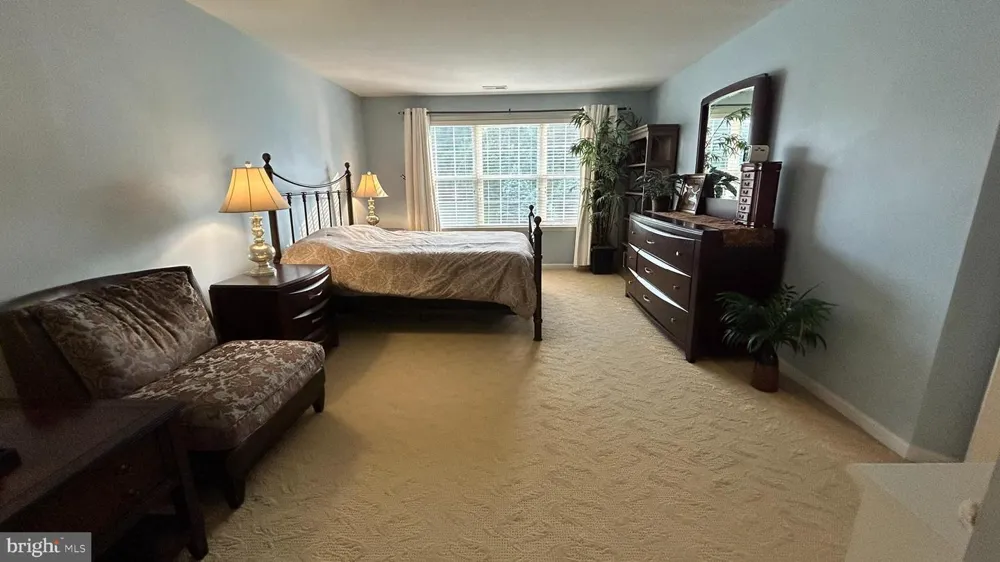 19 WHARTON DRIVE Glen Mills, PA 19342