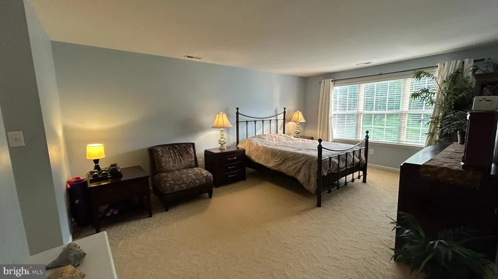 19 WHARTON DRIVE Glen Mills, PA 19342