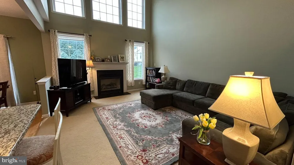 19 WHARTON DRIVE Glen Mills, PA 19342