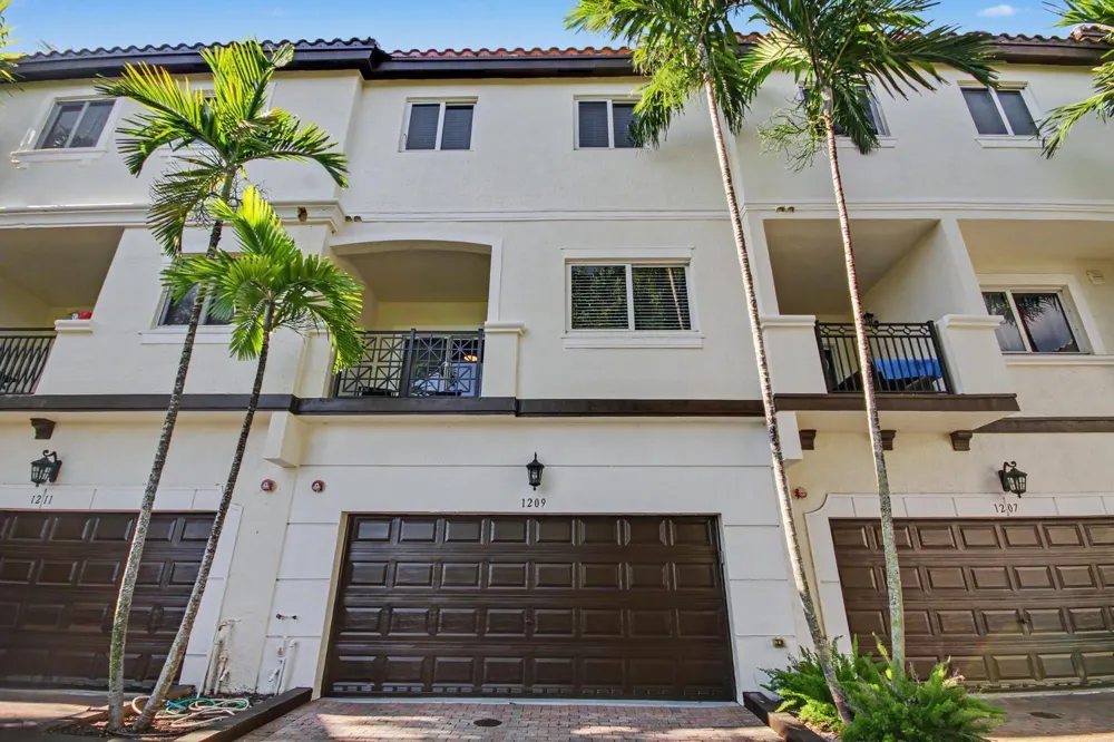 1209 COASTAL BAY BOULEVARD Boynton Beach, FL 33435