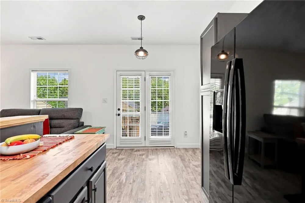 307 Skiles Heights #J Thomasville, NC 27360