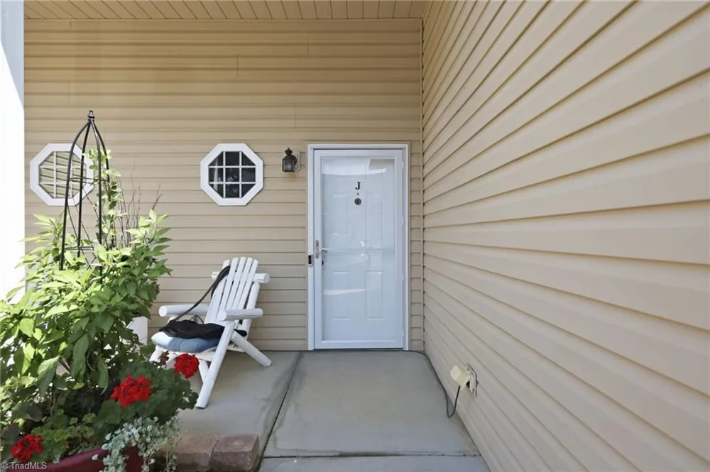 307 Skiles Heights #J Thomasville, NC 27360