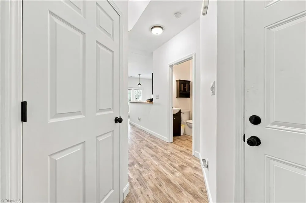 307 Skiles Heights #J Thomasville, NC 27360
