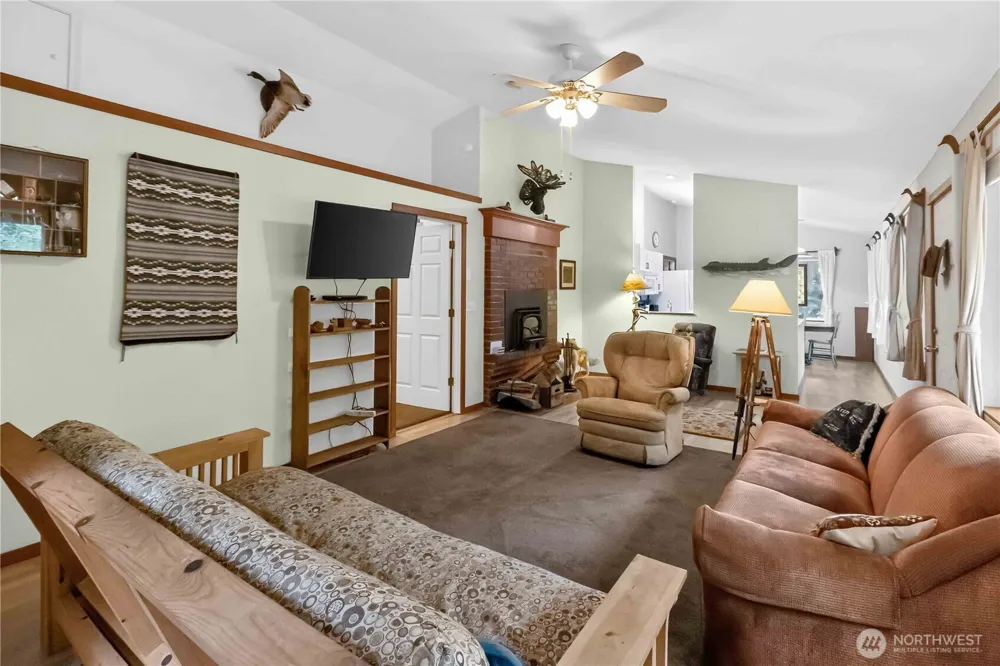 114 Merry Etta Drive Kalama, WA 98625