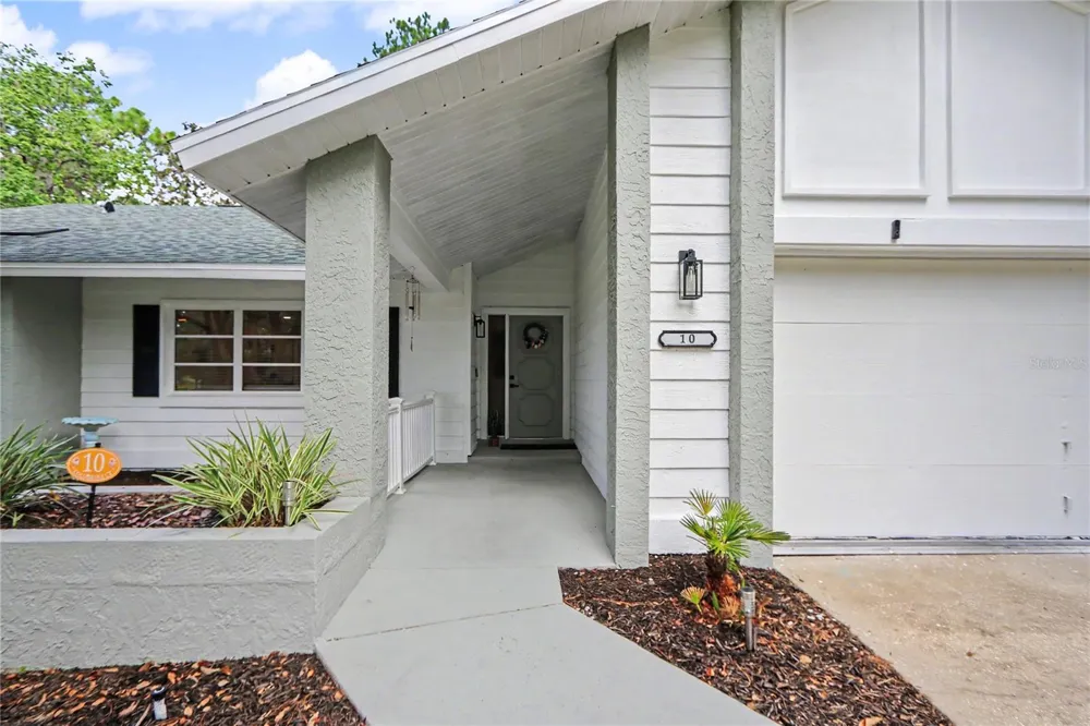 10 COLUBRINA COURT Homosassa, FL 34446