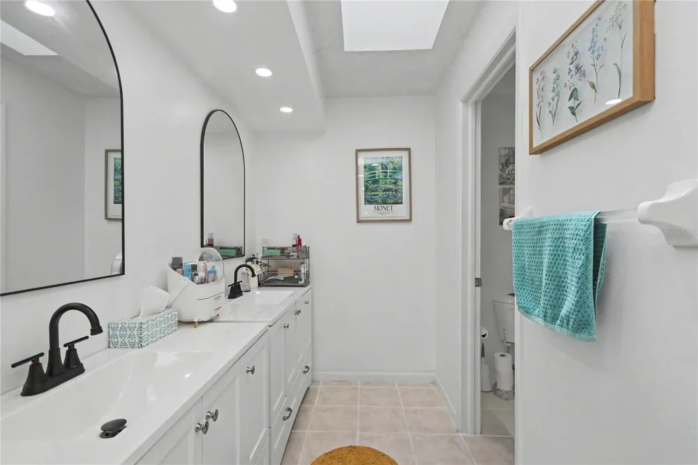10 COLUBRINA COURT Homosassa, FL 34446
