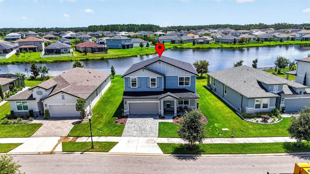 7182 HERON WALK LANE Wesley Chapel, FL 33545