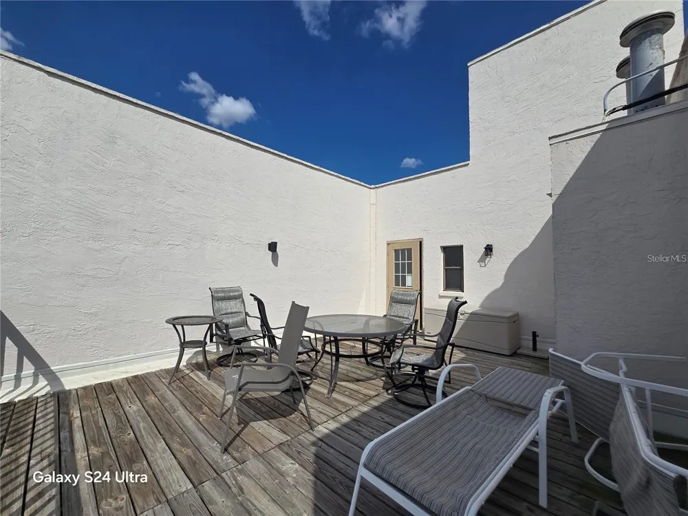 8186 TERRACE GARDEN DRIVE #409 St Petersburg, FL 33709