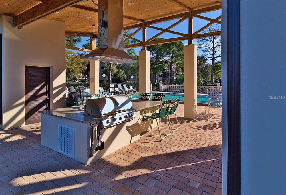 8186 TERRACE GARDEN DRIVE #409 St Petersburg, FL 33709