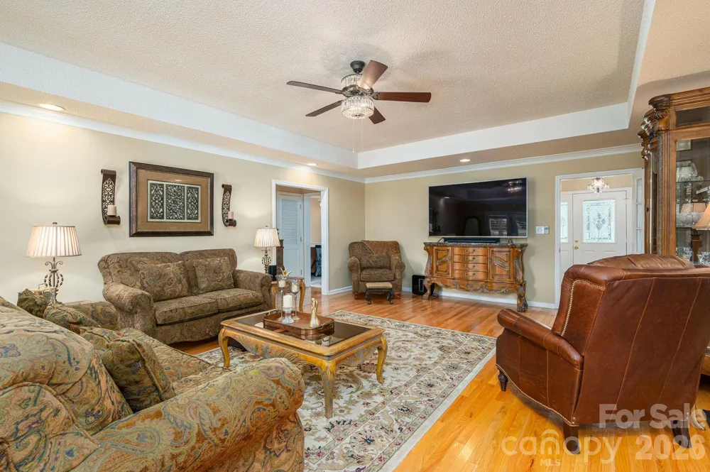 2928 Palmer Drive NE Conover, NC 28613