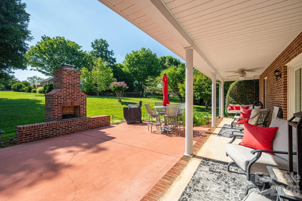 2928 Palmer Drive NE Conover, NC 28613