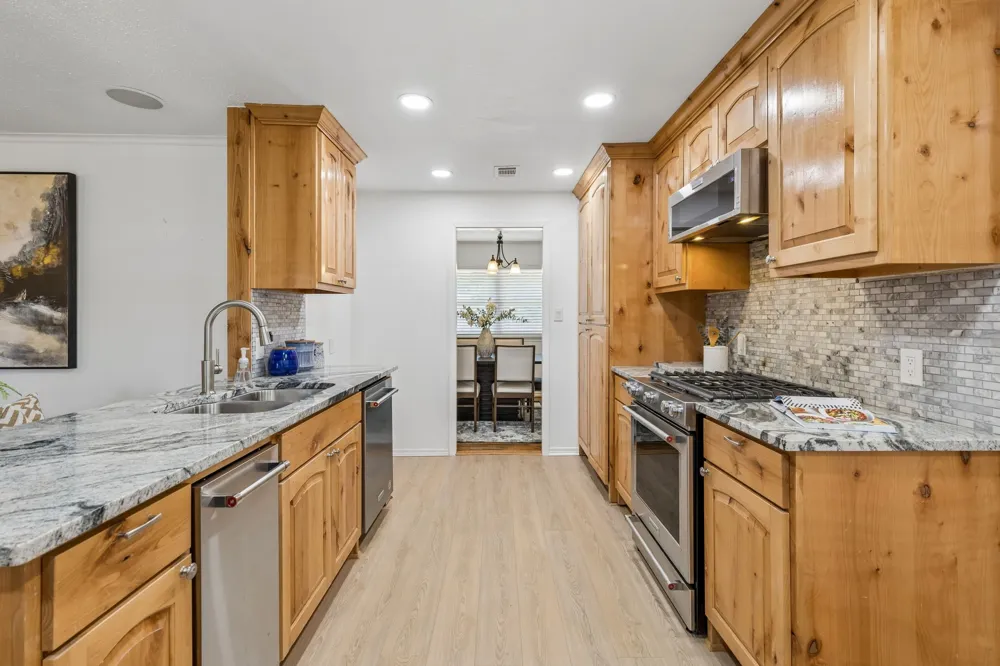 104 Weatherred Drive Richardson, TX 75080