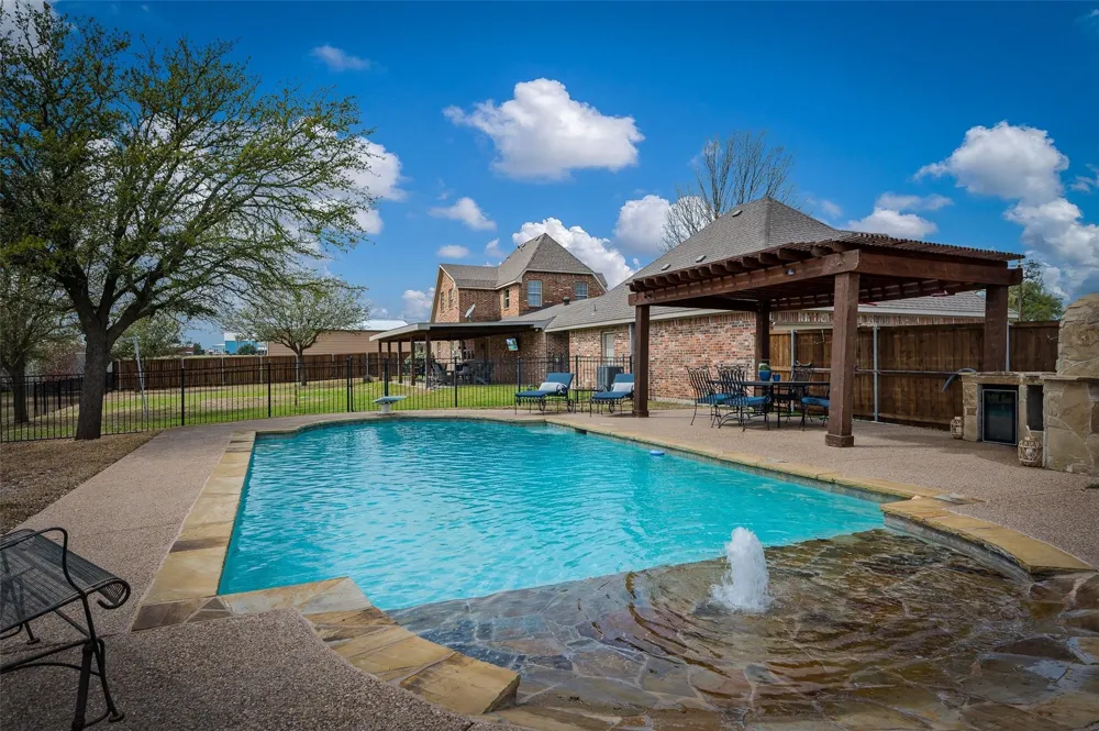 2474 McConnell Road Gunter, TX 75058