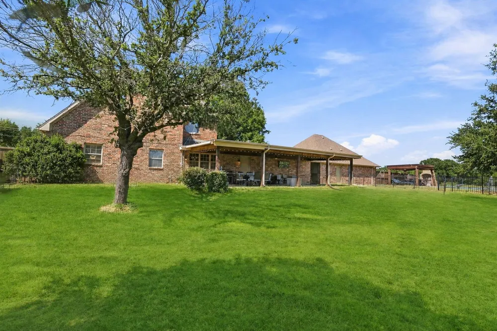 2474 McConnell Road Gunter, TX 75058