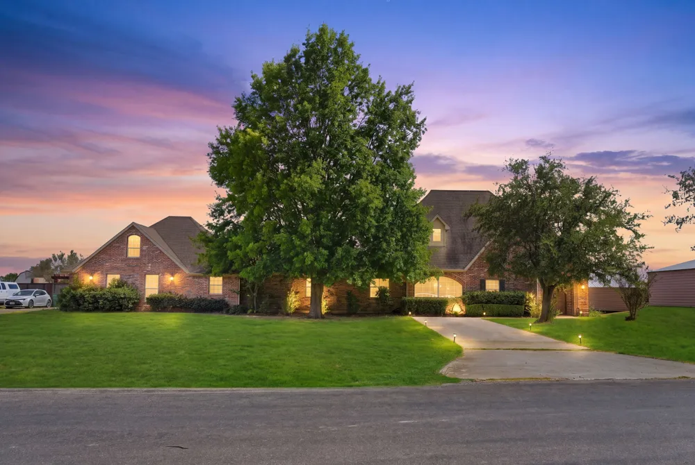 2474 McConnell Road Gunter, TX 75058