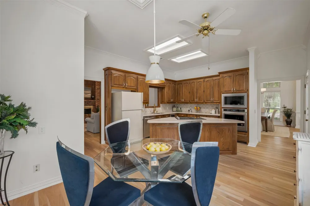 106 Charlottesville Avenue Colleyville, TX 76034