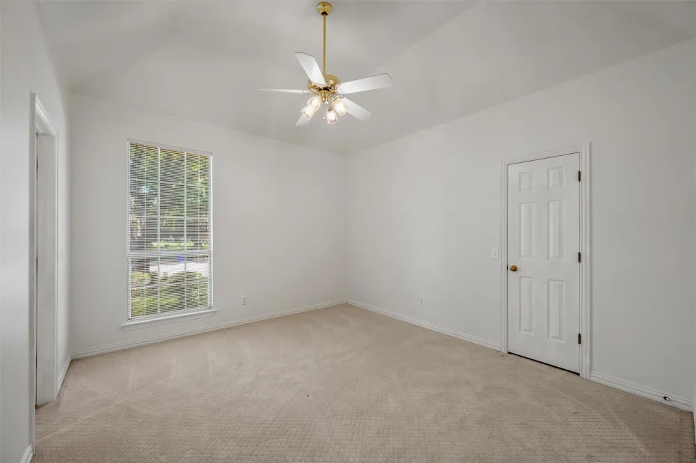 106 Charlottesville Avenue Colleyville, TX 76034