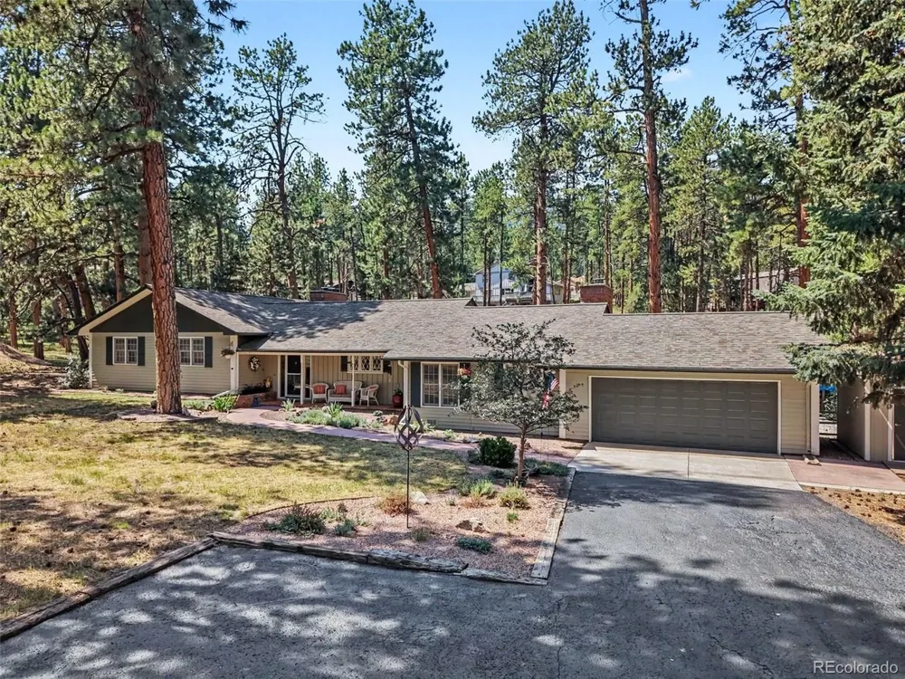4976 Red Rock Drive Larkspur, CO 80118