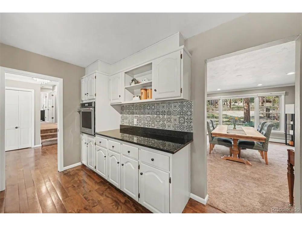 4976 Red Rock Drive Larkspur, CO 80118