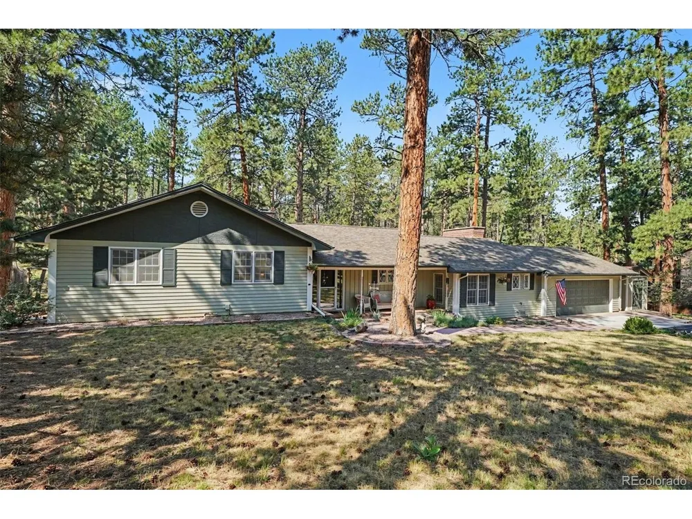 4976 Red Rock Drive Larkspur, CO 80118