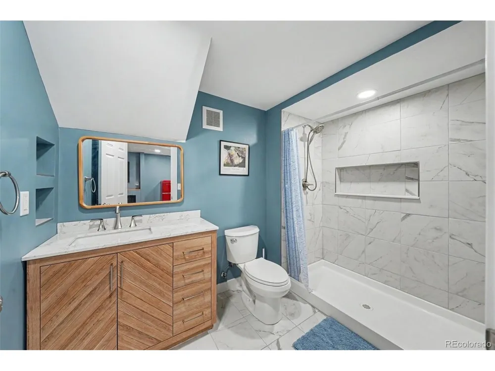 4976 Red Rock Drive Larkspur, CO 80118