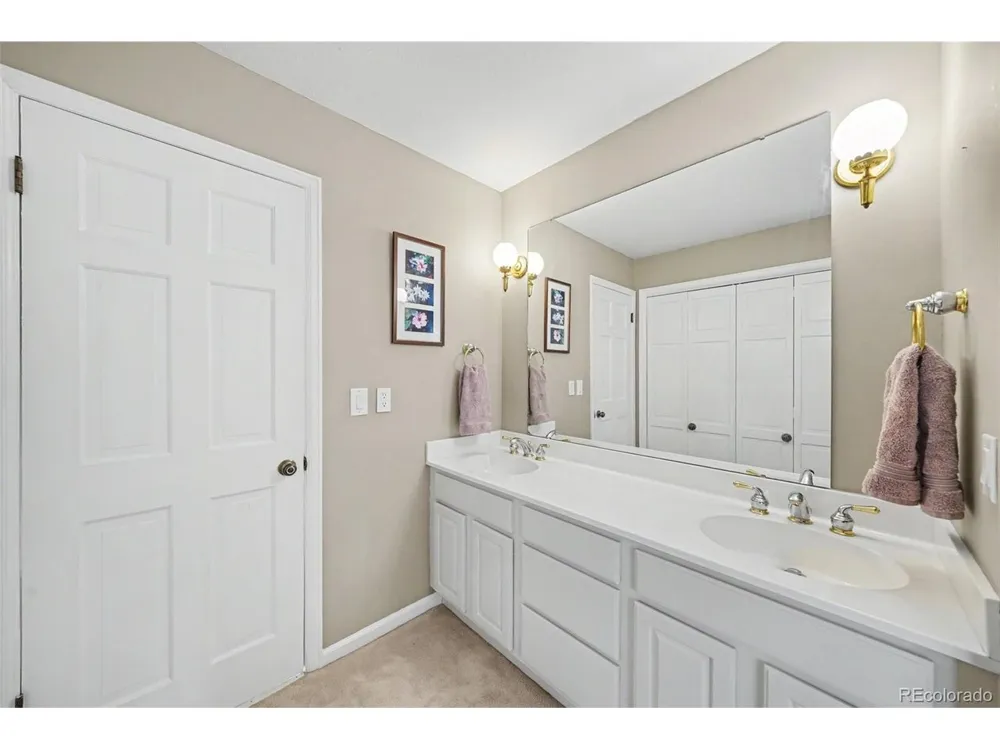 4976 Red Rock Drive Larkspur, CO 80118