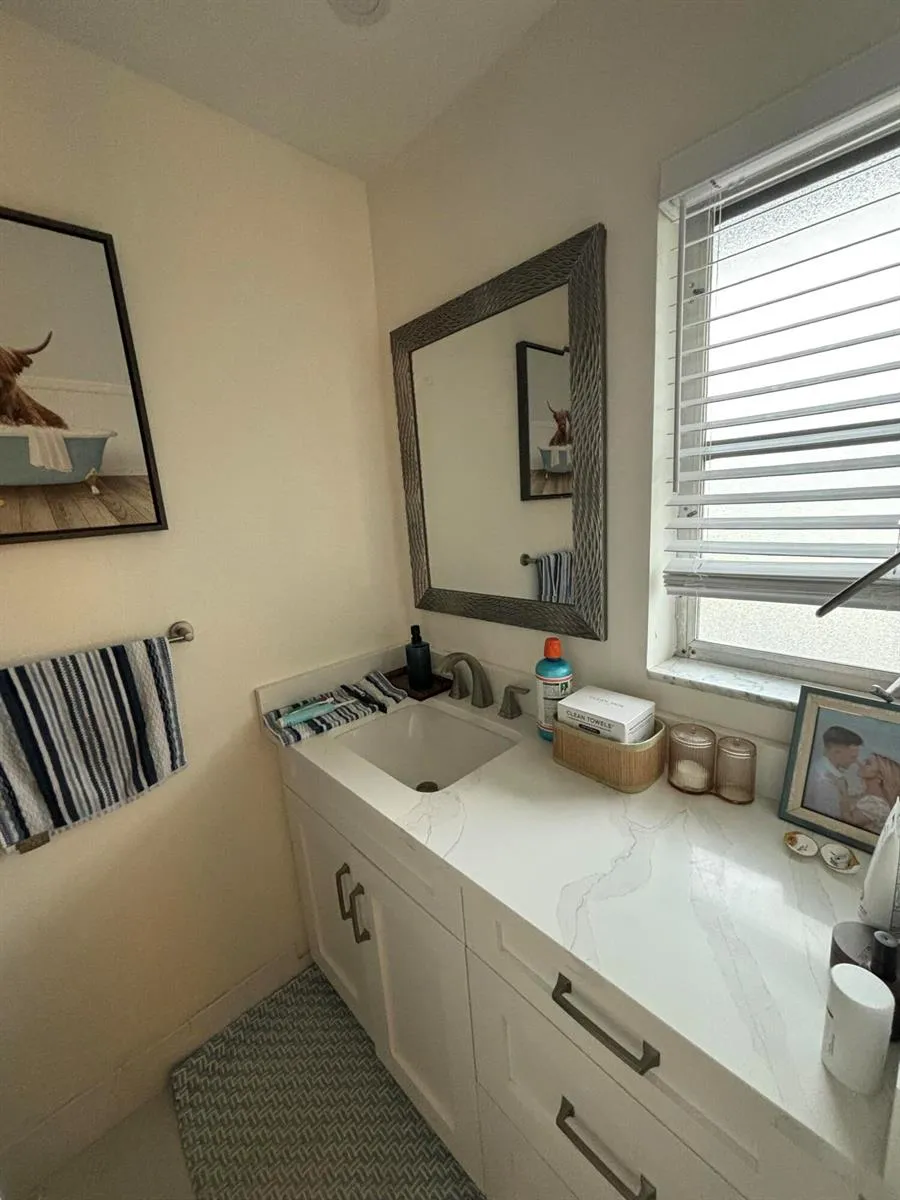 800 Ibis Way #4 North Palm Beach, FL 33408