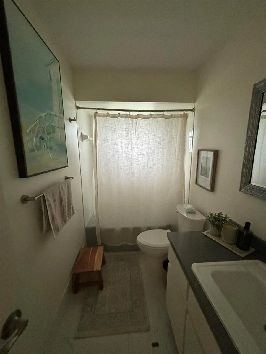 800 Ibis Way #4 North Palm Beach, FL 33408