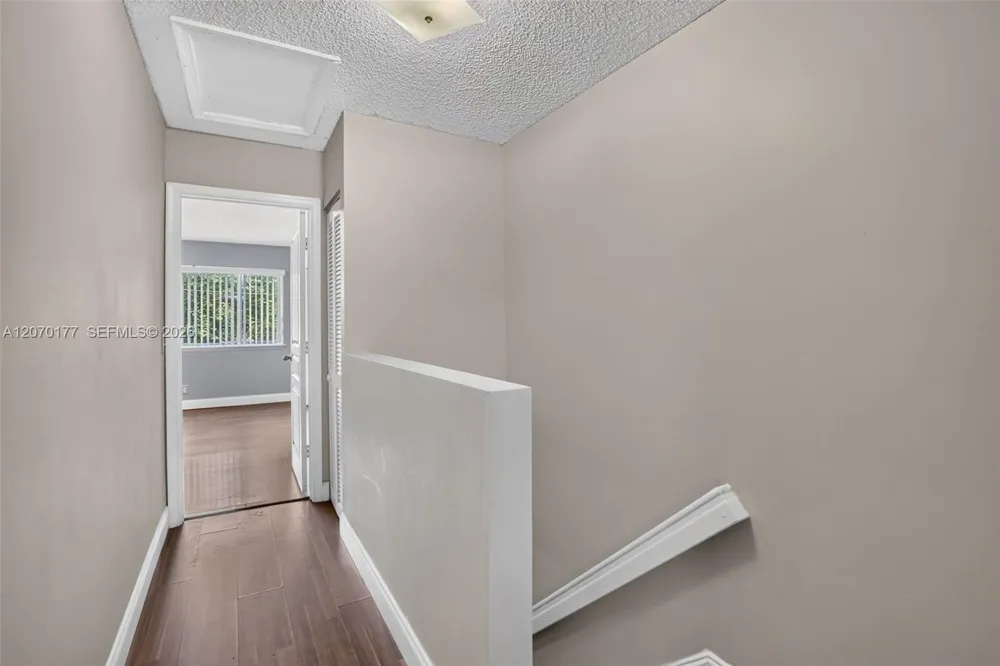 4902 SW 31st Ter Dania Beach, FL 33312