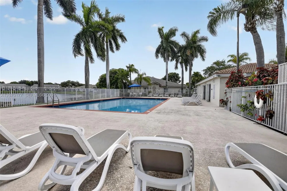 4902 SW 31st Ter Dania Beach, FL 33312