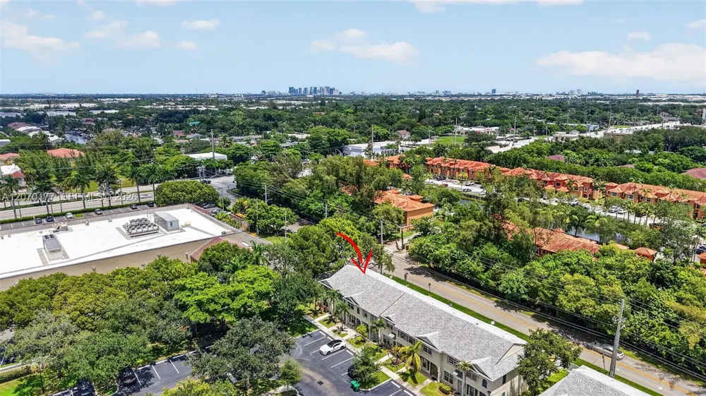 4902 SW 31st Ter Dania Beach, FL 33312