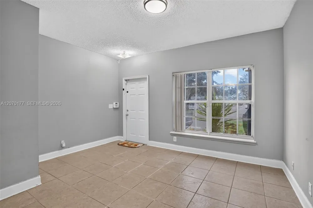 4902 SW 31st Ter Dania Beach, FL 33312