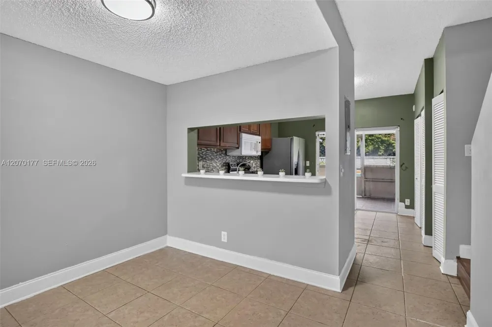 4902 SW 31st Ter Dania Beach, FL 33312