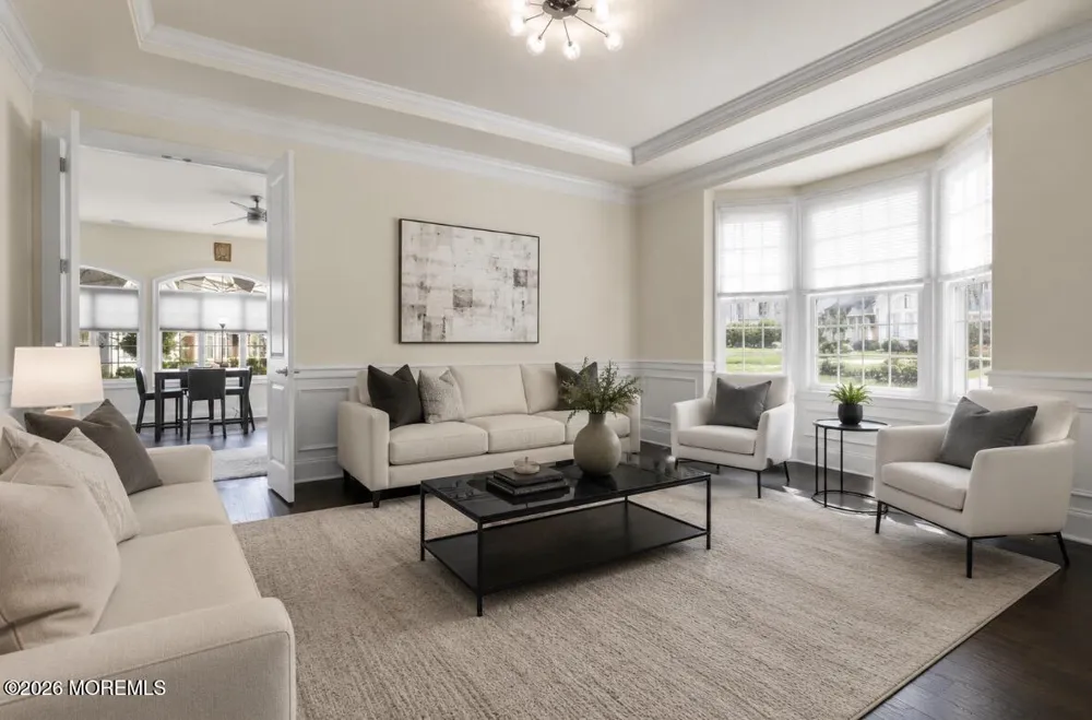 4 Prestwick Court Holmdel, NJ 07733