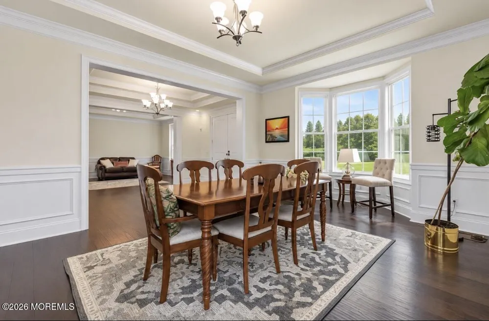 4 Prestwick Court Holmdel, NJ 07733