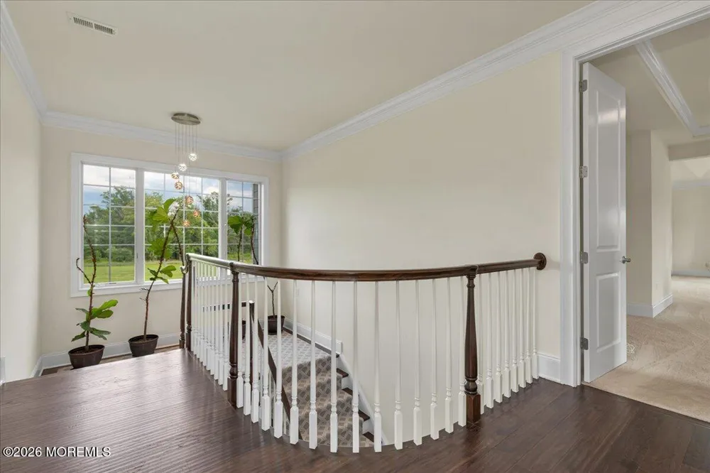 4 Prestwick Court Holmdel, NJ 07733