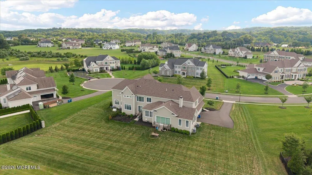 4 Prestwick Court Holmdel, NJ 07733