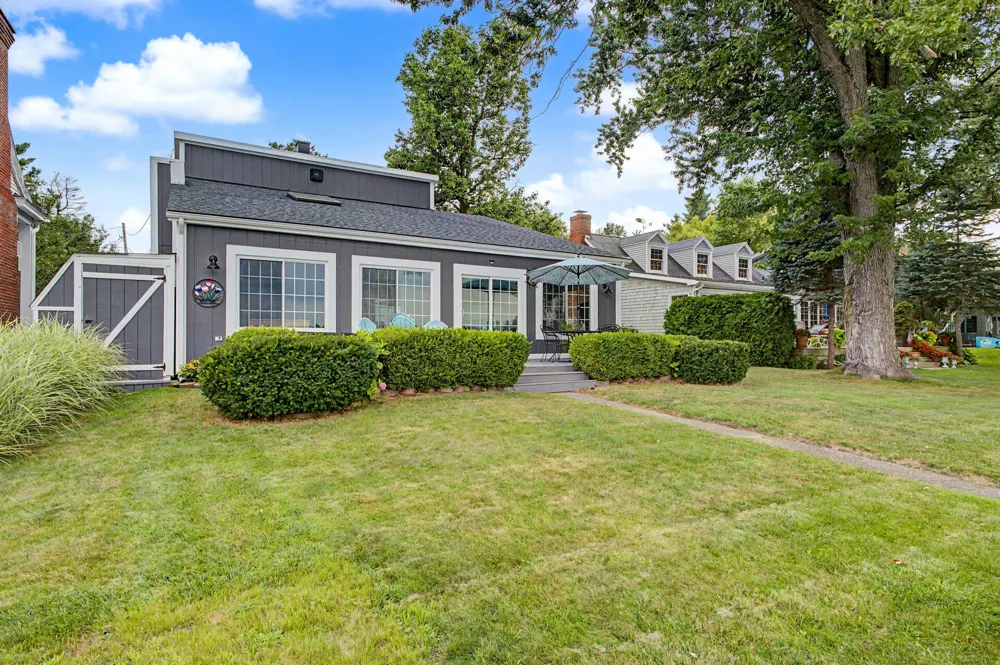 2124 Ash Te Wette Beach Drive Cambria Township, MI 49242