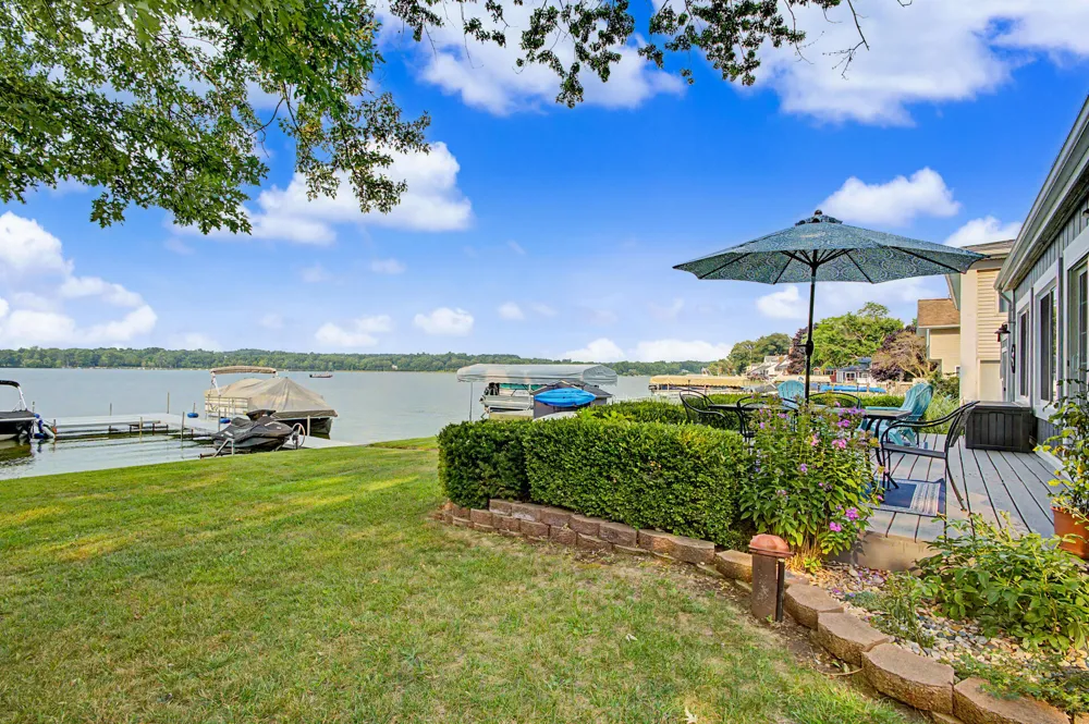 2124 Ash Te Wette Beach Drive Cambria Township, MI 49242
